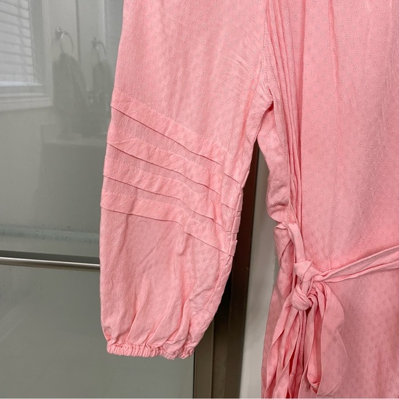 NWOT maternity top - Picture 2 of 6